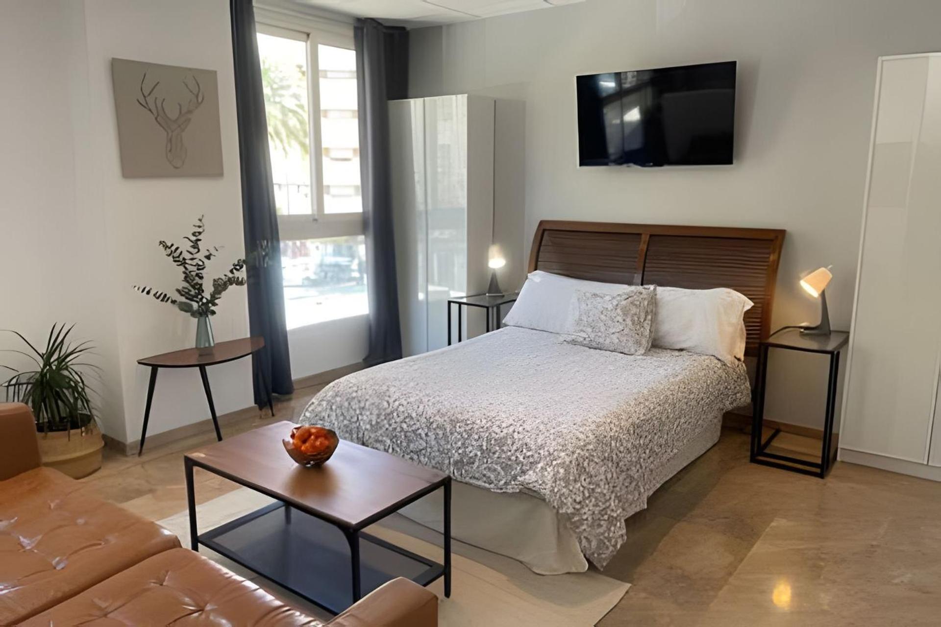 11 Nights Studios Valencia Ngoại thất bức ảnh