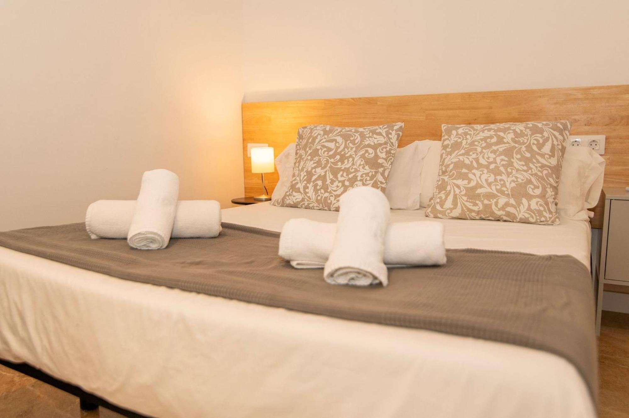 11 Nights Studios Valencia Ngoại thất bức ảnh