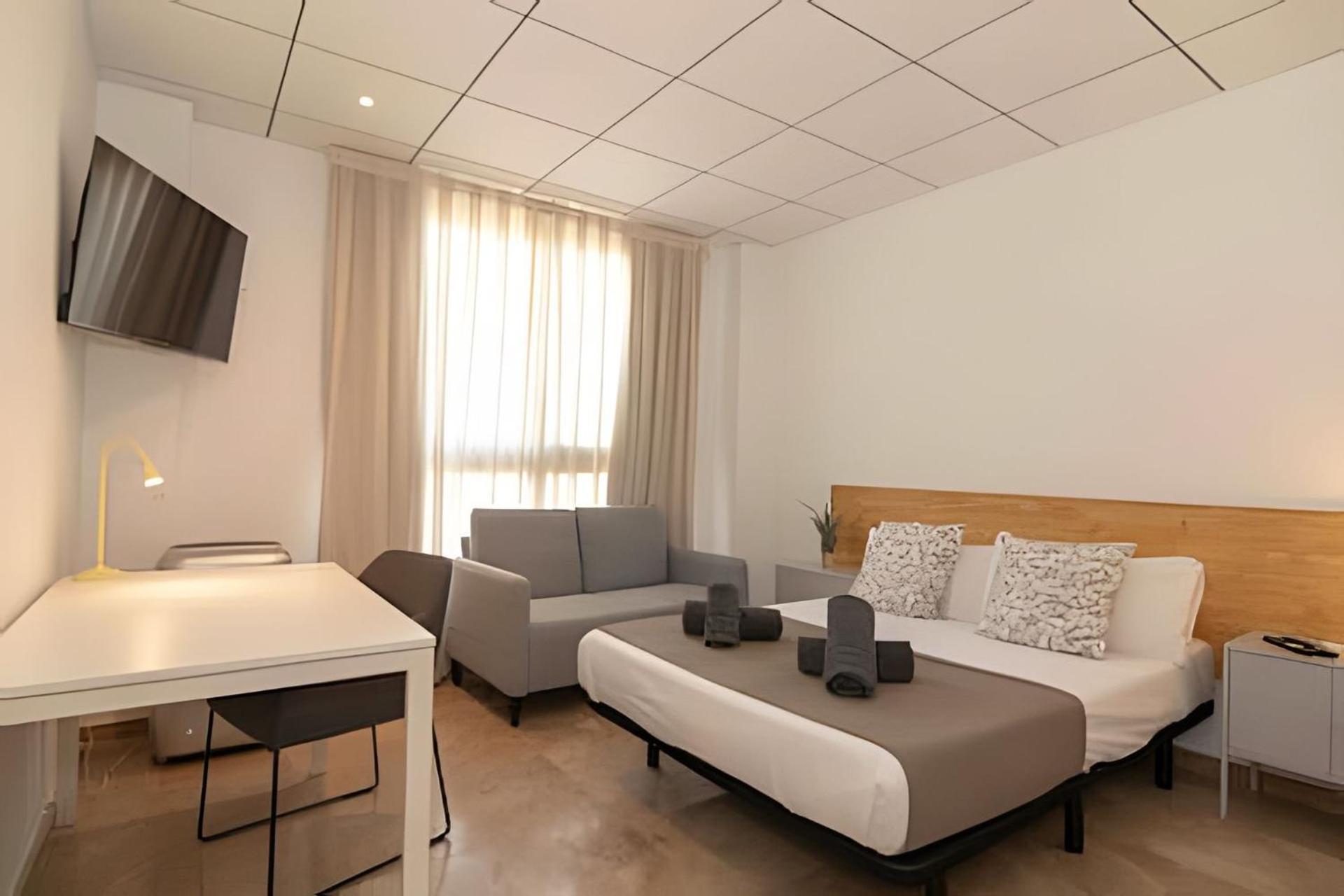 11 Nights Studios Valencia Ngoại thất bức ảnh