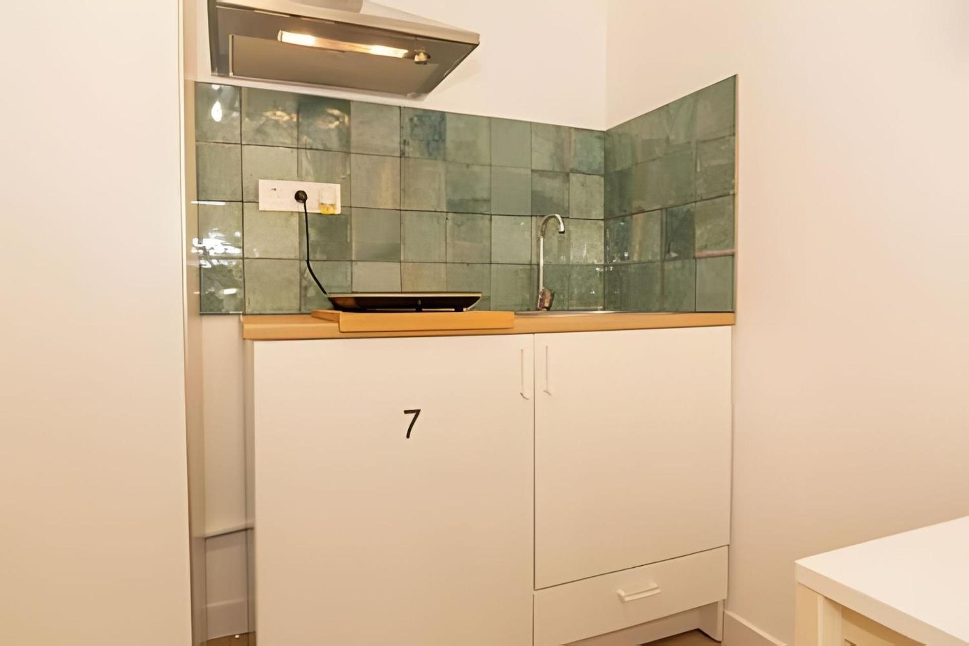 11 Nights Studios Valencia Ngoại thất bức ảnh