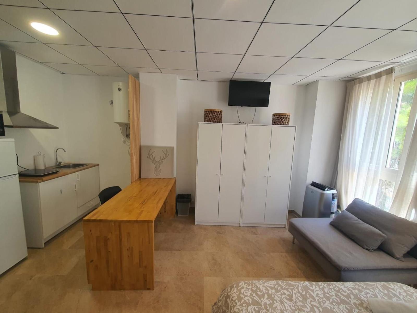 11 Nights Studios Valencia Ngoại thất bức ảnh