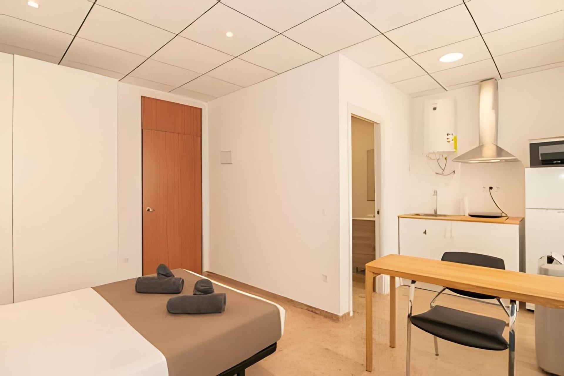 11 Nights Studios Valencia Ngoại thất bức ảnh