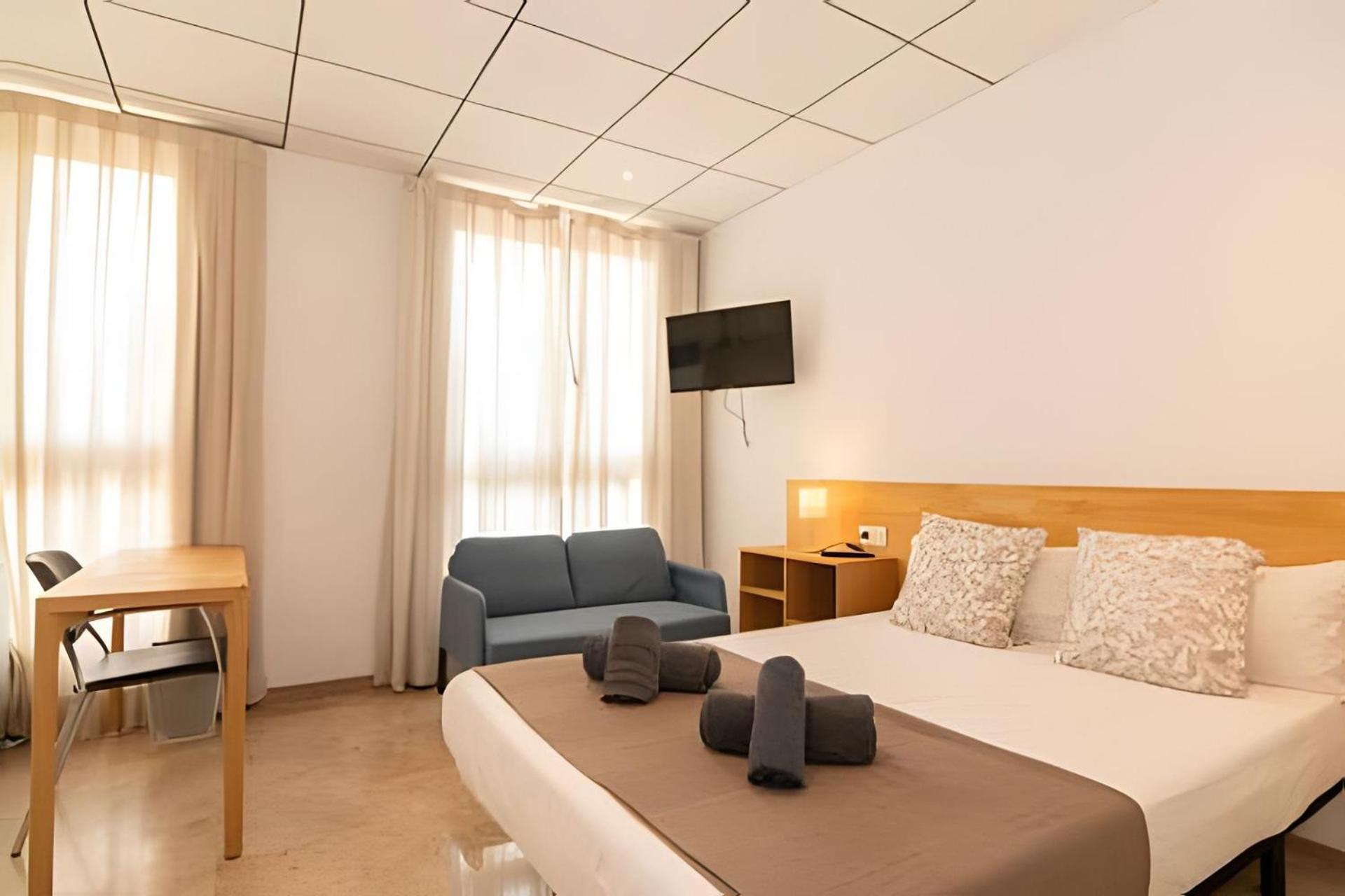 11 Nights Studios Valencia Ngoại thất bức ảnh