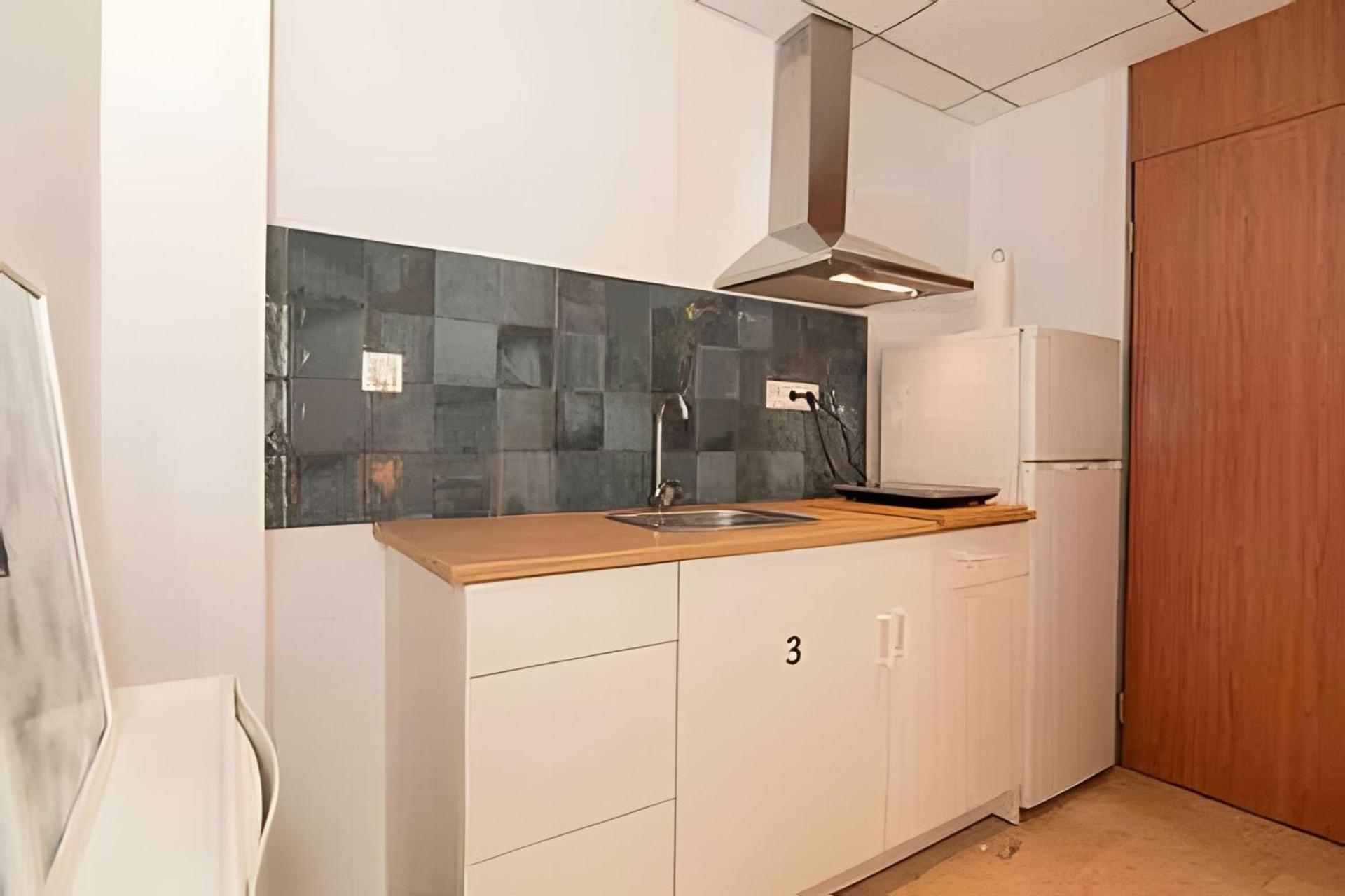 11 Nights Studios Valencia Ngoại thất bức ảnh