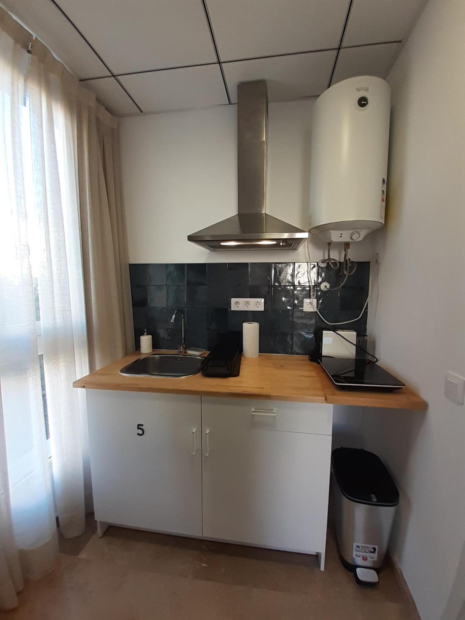 11 Nights Studios Valencia Ngoại thất bức ảnh