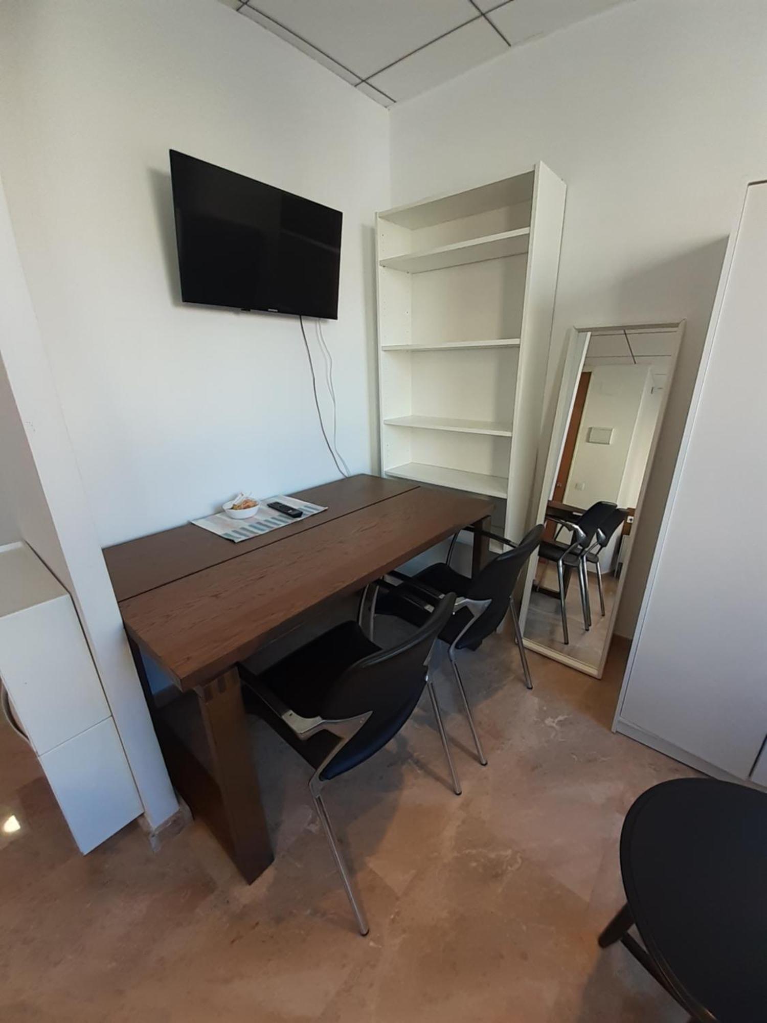 11 Nights Studios Valencia Ngoại thất bức ảnh